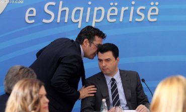 ARTUR AJAZI/ Departamentet e PD, si këshillat e lagjeve dikur