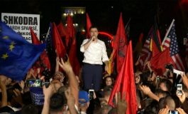 SKËNDER MINXHOZI/ Llogaritë qesharake të 30 qershorit dhe naiviteti i vijimit të protestave