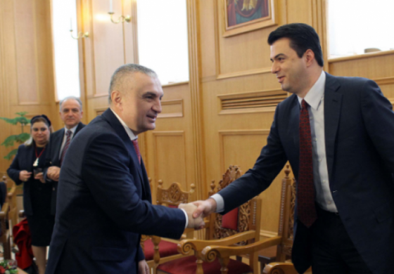 ARTUR AJAZI/ Përse Iliri e Lulzimi, nuk bëhen dot protagonistë të kësaj situate?