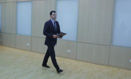 ARTUR AJAZI/ Avazi i Mukes