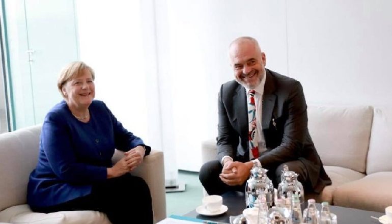 SPARTAK NGJELA/ Merkel kërkon arrestimin e “peshqve” të mëdhenj për hapjen e negociatave
