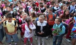 NAMIR LAPARDHAJA/ Në vend të një urimi për mësuesit, prindërit dhe nxënësit