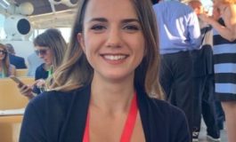 RUDINA HAJDARI/ Presidenti po poshteron dhe keqperdor zedhenesin e tij