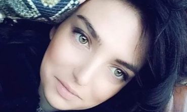 ANDI VARROSI/ Ti vajzë ik, se ky vend s’ka nevojë as për qaramanë, as për frikacakë!