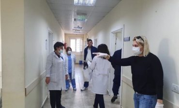 BEN ANDONI/ Covid-19 na fali mjekët dhe na hoqi lakuriqësitë dhe mbroçkullat