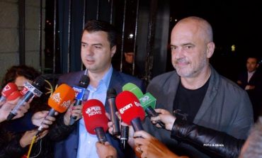 MERO BAZE/ Përse Lulzim Basha ja ka bërë më të lehtë Edi Ramës betejën?