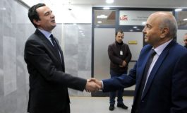 ISA MUSTAFA/ Fali o Zot, se s’dinë çfarë bëjnë: Siç do thoshte Rugova, mos të merremi me ta. Të rinj janë