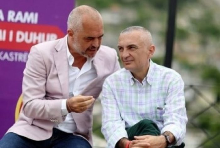MENTOR KIKIA/ Zot na lër coronën më mirë, nëse kjo është dashuria e radhës!