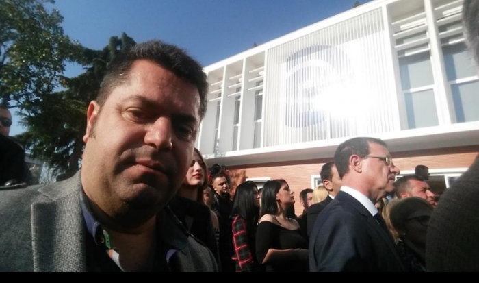 ARMIR SHKURTI/ Të rroni vetë Luli, vrasës me pagesë! T’ju kenë uratën b*thlëpirësat që presin të bëhesh kryeministër e të “kapin nai gjo”