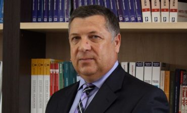 ADRIAN CIVICI/ Si do të ndikojë në Shqipëri bllokimi i eksportit të grurit nga Rusia?!