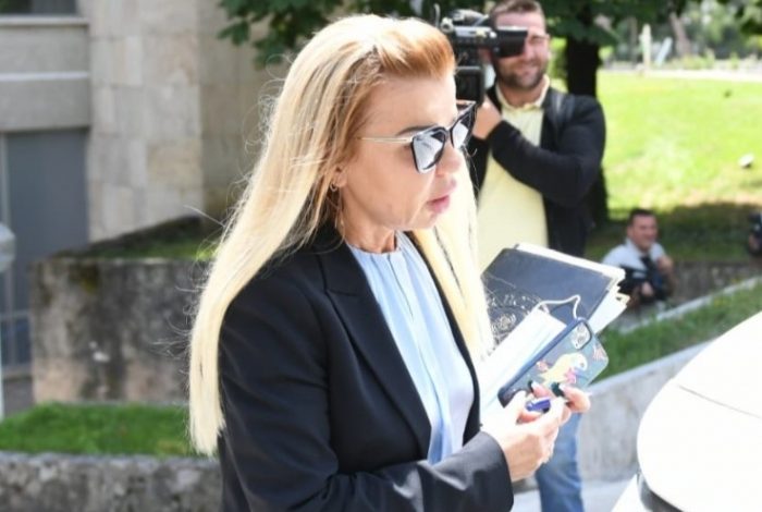 MENTOR KIKIA/ Përjashtimi i “Gruas së Azemit’” dhe “Nënës së Rudinës”