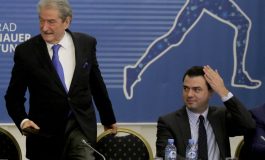 ARTUR AJAZI/ Këta gënjejnë edhe ditën me diell…