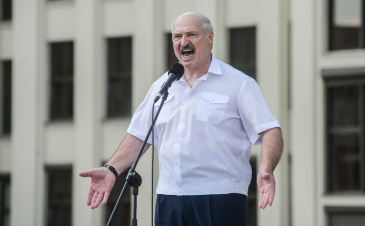 ASTRIT PATOZI/ Lukashenko djeg Bjellorusinë, por qetëson shqiptarët