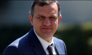 ILIR BEQAJ/ Rritja e pagave të personelit shëndetësor me 40 %