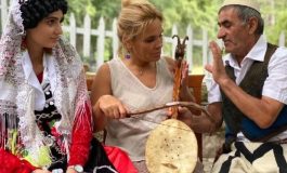 ARTUR AJAZI/ Monika kërkon “mos ma prek detin”, apo “mos ma prek floririn”