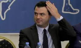 ENDRI KAJSIU/ Lulzim Basha dhe kompleksi i kukullës