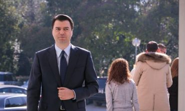 ARTUR AJAZI/ Zoti Basha, PD në rrethe nuk ekziston