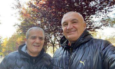 ARSEN HOXHA/ Z. President! Me Kaçin me kujtove sigurimsin e Hotel Tiranës