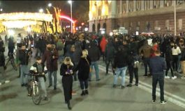 MERO BAZE/ Protestuesit që po i nxjerrin "turpin" opozitës