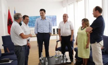 KRESHNIK SPAHIU/ Mesazhi im për 6000 depuetët e listës së mbyllur pa “Nishan” dhe komisionin e Gjirit të Lalzit