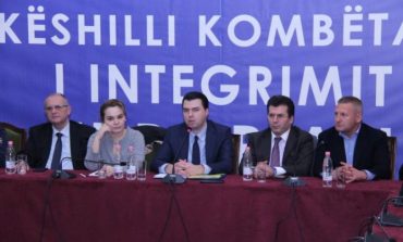ENDRI KAJSIU/ Problemi i vërtetë që ka me vaksinën, opozita dhe aleanca e oborrit