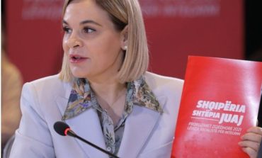 MERO BAZE/ Një portret i paautorizuar i Monika Kryemadhit: Gruaja që tremb edhe opozitën, edhe Perëndimin
