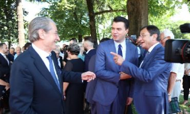 KRESHNIK SPAHIU/ Listat provojnë se Berisha po përgatit shkarkimin e Lulzim Bashës në 26 prill