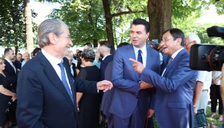 KRESHNIK SPAHIU/ Listat provojnë se Berisha po përgatit shkarkimin e Lulzim Bashës në 26 prill