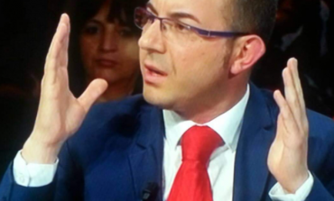 DENIS DYRNJAJA/ Tik-taku elektoral po troket, sprova e madhe e PS
