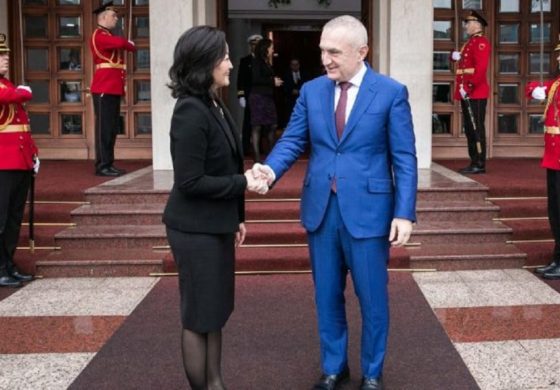 LULJETA ÇIPI/ Zonja Yuri Kim, Meta nuk e ka thjesht me ju!