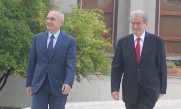 MENTOR KIKIA/ Dy ish presidentë me “karton të kuq”