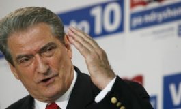 MERO BAZE/ Demokratët duhet të rivotojnë nëse janë me Berishën apo SHBA