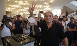 AJET DELAJ/ Berisha fundosi përfundimisht Partinë Demokratike