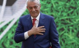 MERO BAZE/ Dinozauri i patretur i politikës shqiptare