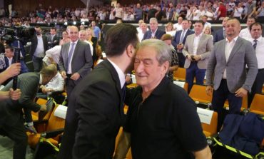 YLLI PATA/ Spastrimi anti-amerikan i PD-së: Largohen ata që takuan zyrtarin e lartë të DASH
