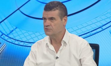 ASTRIT PATOZI/ Edhe me hap derën e shtëpisë duhet takt