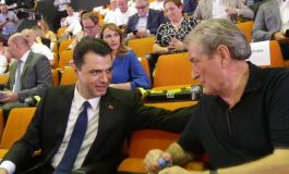 JAKIN MARENA/ Berisha e Basha falimentojnë PD-në, “rebelimi” i Markut, apel për parti të re