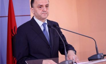 ARTAN LAME/ Malajziani dhe italiani