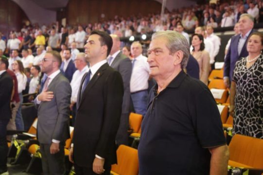 EDUARD ZALOSHNJA/ Shpresa e PD-së për rikthimin e Trump-it