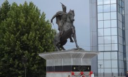 YLLI PATA/ Kronika e shëmtuar e urrejtjes për Shqipërinë prej “kosovocentristëve”