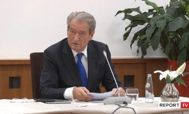 ARTUR AJAZI/ E fundose përfundimisht Partinë Demokratike