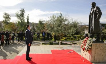 MERO BAZE/ Për herë të parë Lulzim Basha ka të drejtë të shkojë te Monumenti i Azemit