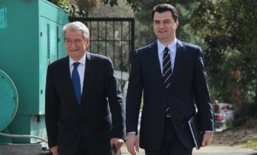SKËNDER MINXHOZI/ Dy kauza humbëse nuk bëjnë një kauzë fituese