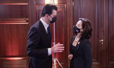 ASTRIT PATOZI/ As Luli nuk ka zgjedhur Amerikën dhe as kjo e fundit Bashën