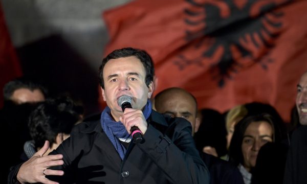 VALDETE HAZIRAJ/ Përse kamikazi i Albin Kurtit që fyen Shqipërinë po vjen ambasador i Kosovës në Tiranë ?