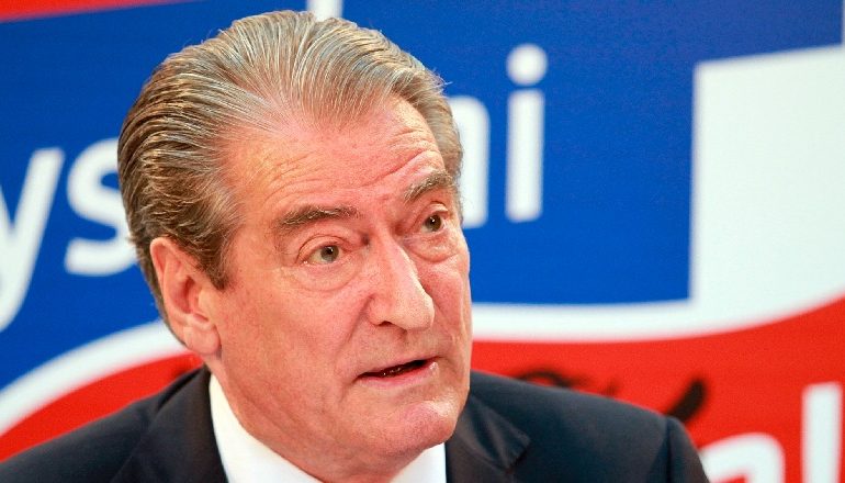“Nacionalizmi” fake, streha e fundit e anti-amerikanëve të Ballkanit