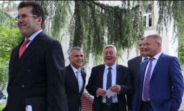 YLLI PATA/ Fjalëkryqi i arqipelagut opozitar në zgjedhjet e 6 marsit