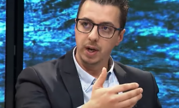 ARDIT RADA/ Protesta e 7 Korrikut, ‘peshqeshi i fundit’ i Lulzim Bashës për Sali Berishën