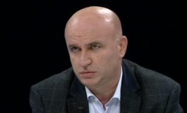 MERO BAZE/ Gënjeshtrat me frikësimin e serbëve në Kosovë, që i “beson” vetëm Albin Kurti dhe Vuçiçi