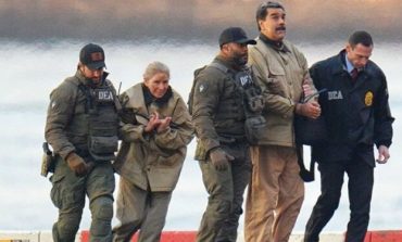 AKUZAT PËR TRAFIK DROGE DHE ARMË/ Nikolas Maduro del sot para para gjykatës në Nju Jork
